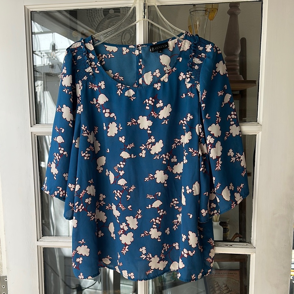 Bobeau Pink and White Floral Blouse Relaxed Fit